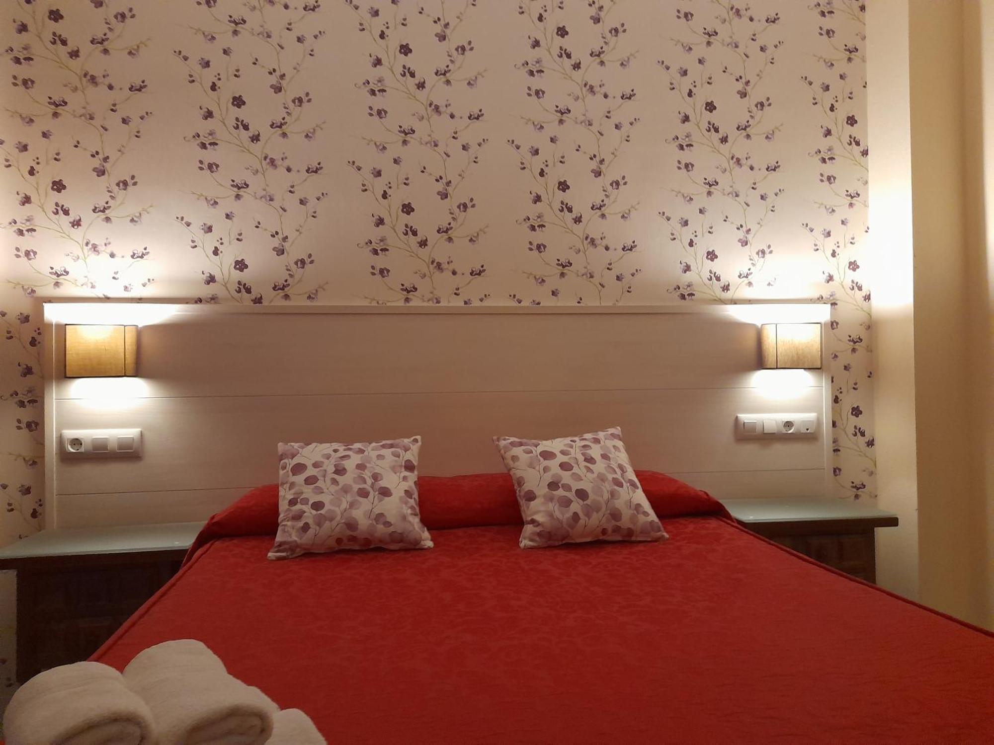 Hostal San Roque Guadalajara Extérieur photo