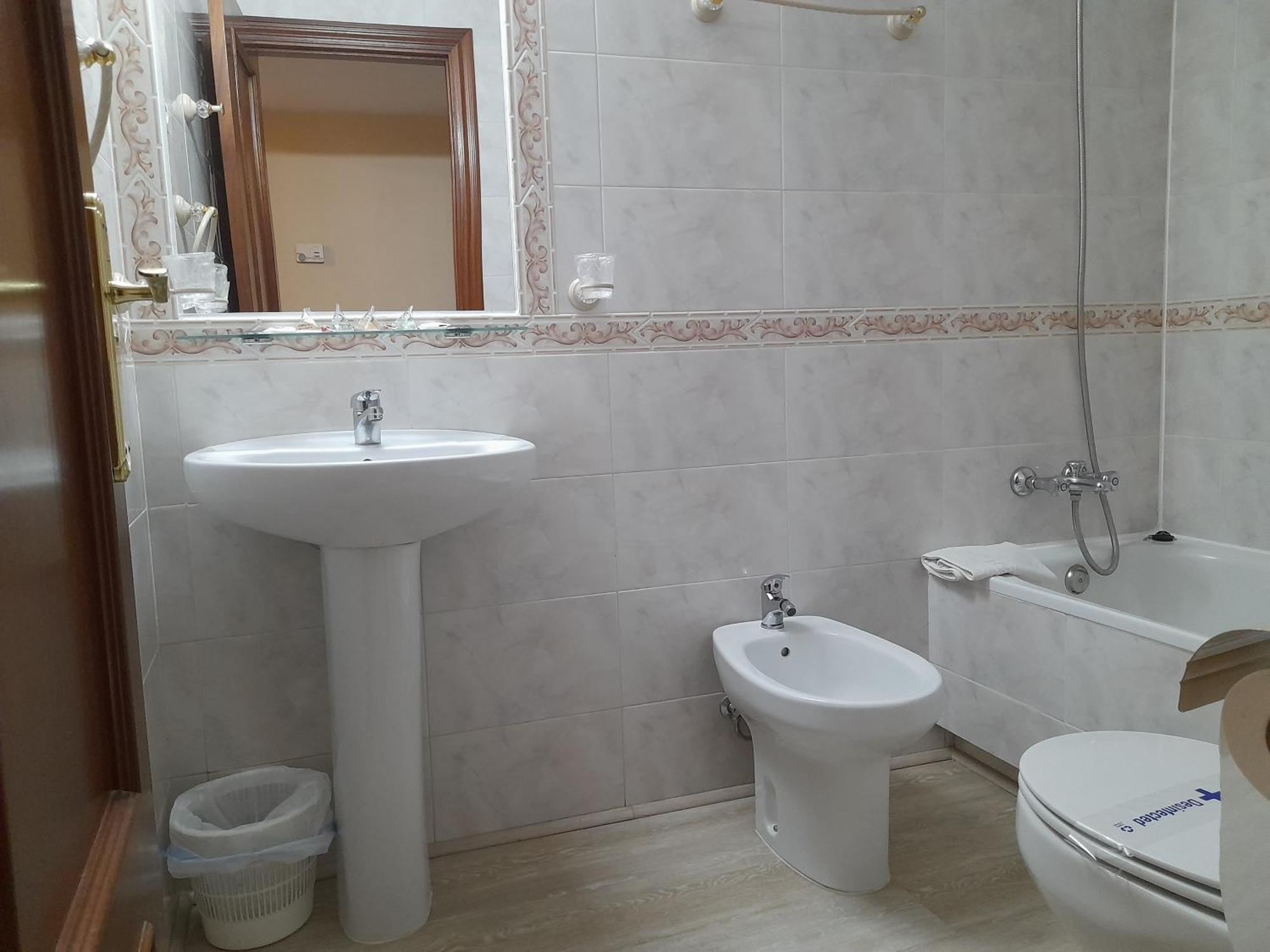 Hostal San Roque Guadalajara Extérieur photo