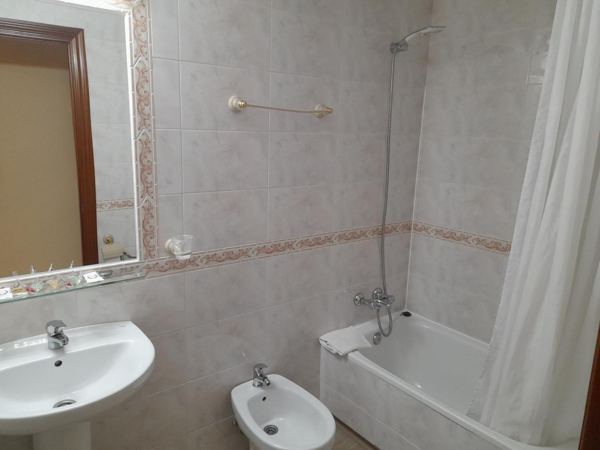 Hostal San Roque Guadalajara Extérieur photo