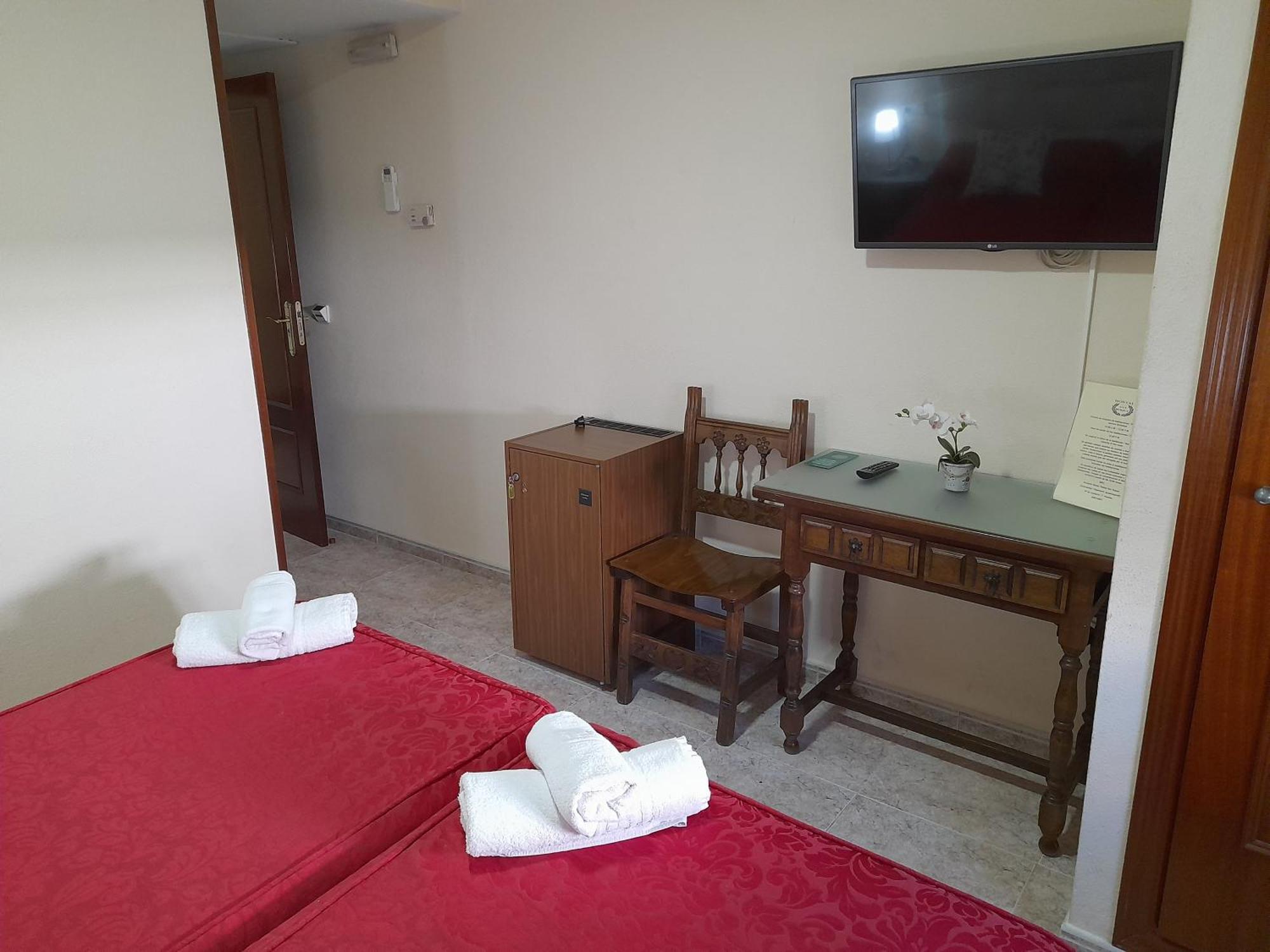 Hostal San Roque Guadalajara Extérieur photo