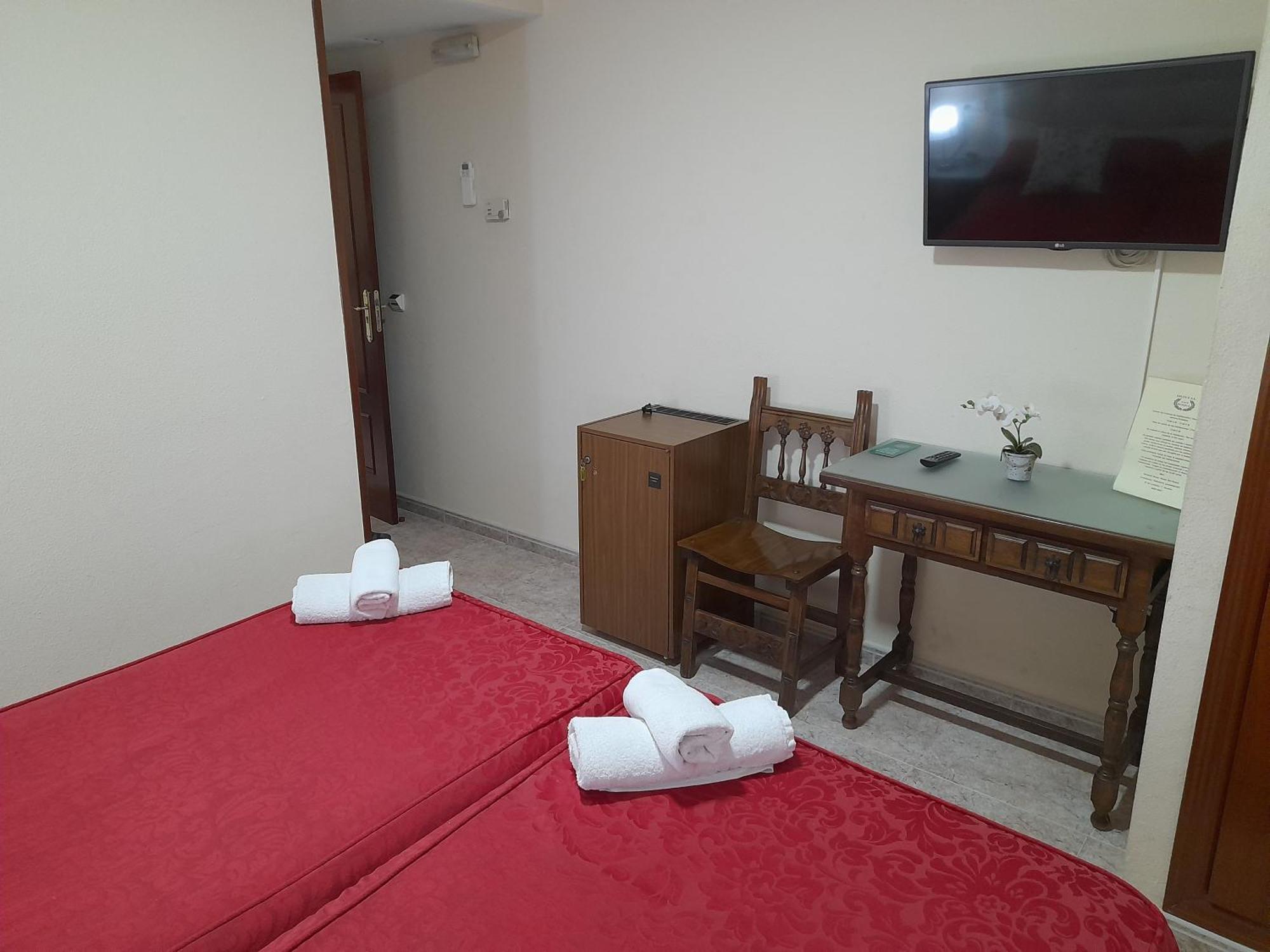 Hostal San Roque Guadalajara Extérieur photo