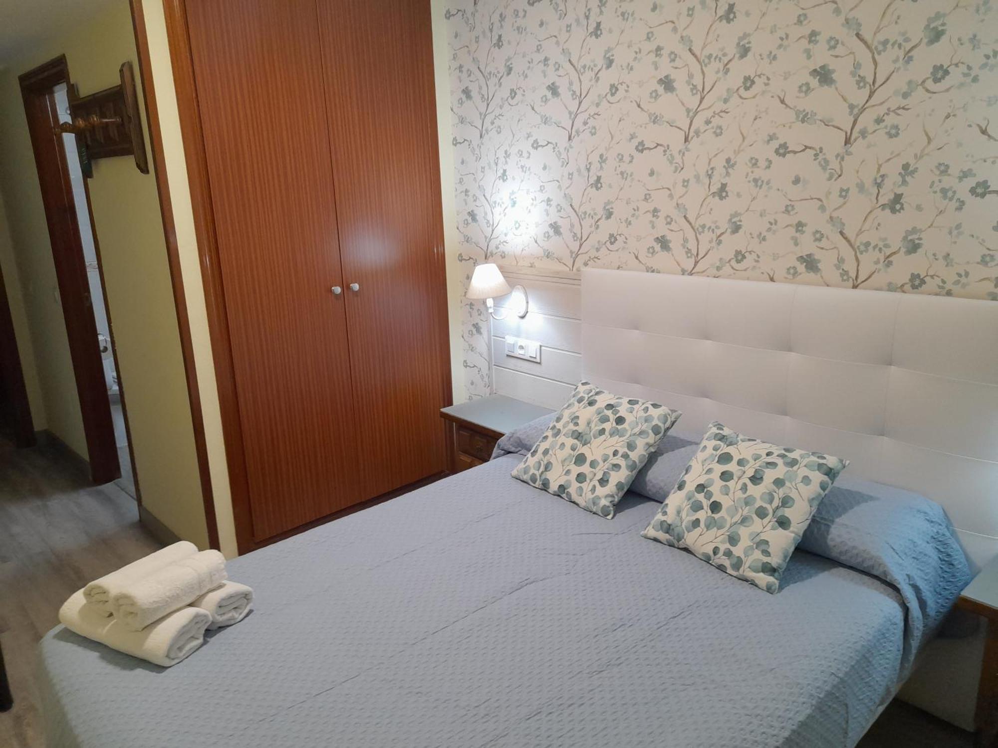 Hostal San Roque Guadalajara Extérieur photo
