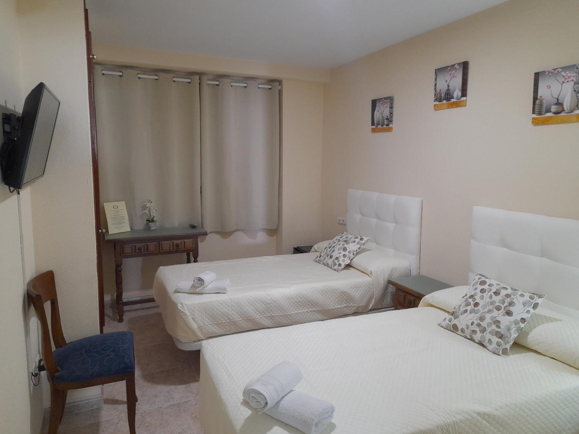 Hostal San Roque Guadalajara Extérieur photo